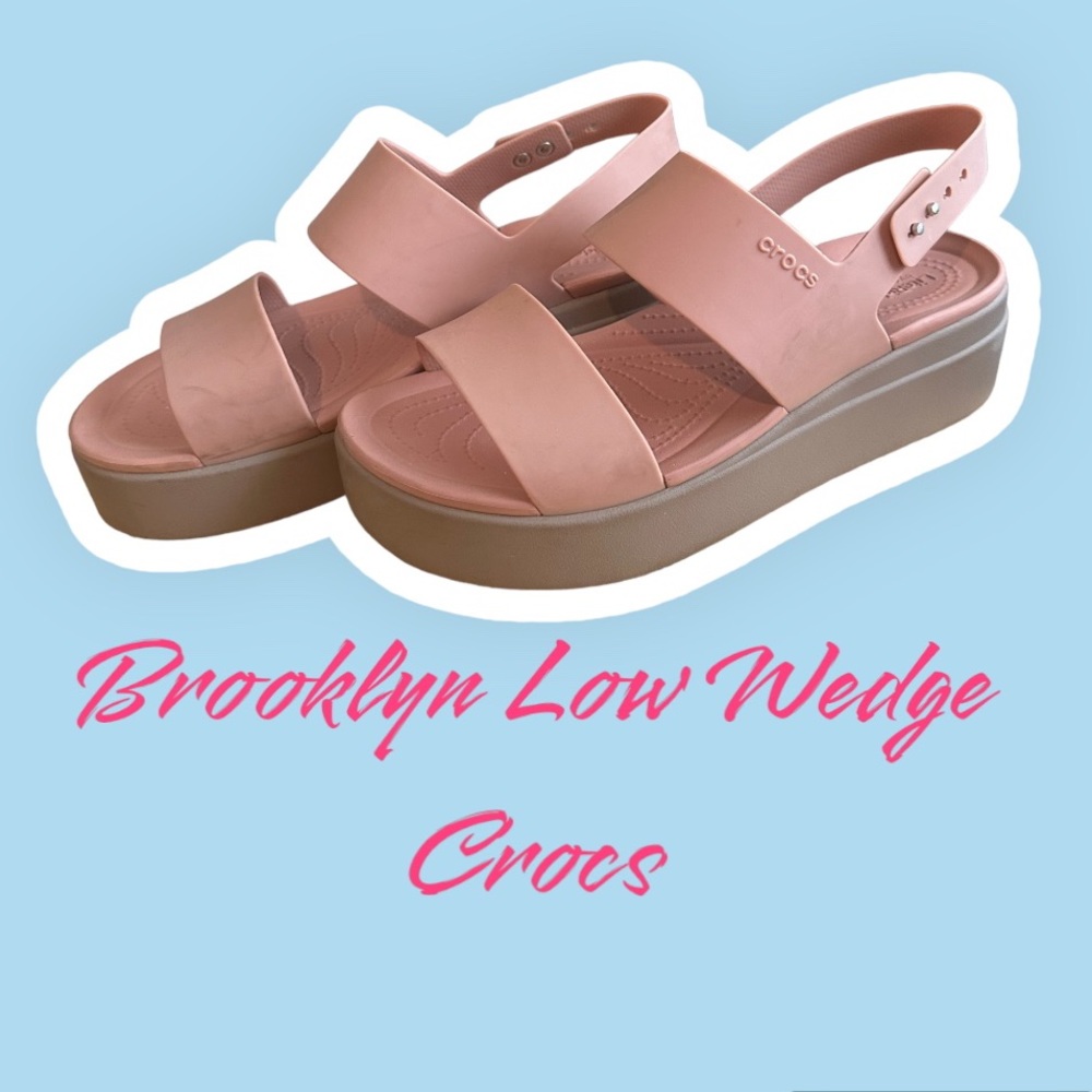 Brooklyn Low Wedge - Crocs